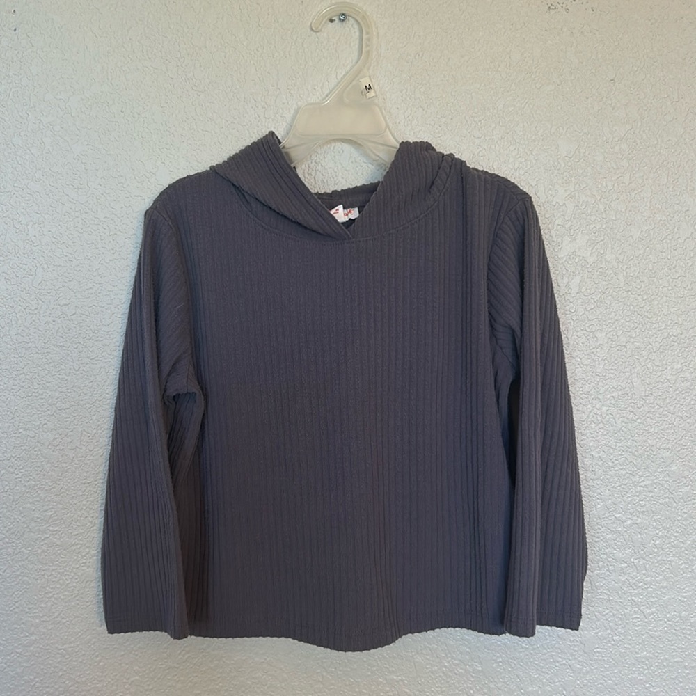 Cat & Jack girls hooded top size 4/5 XS